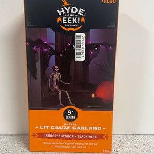 Hyde and Eek Lit Garland Gauze